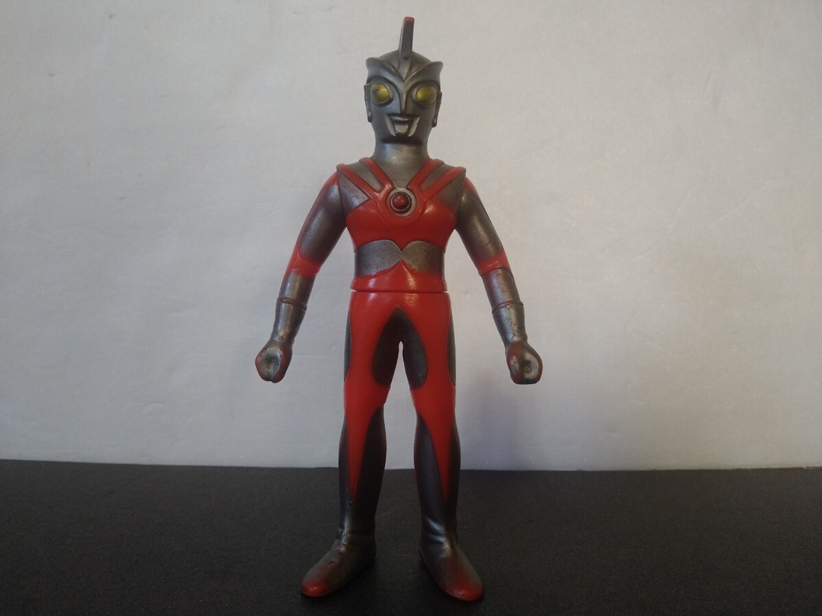 Yahoo!オークション -「マルサン ウルトラマンエース」の落札相場