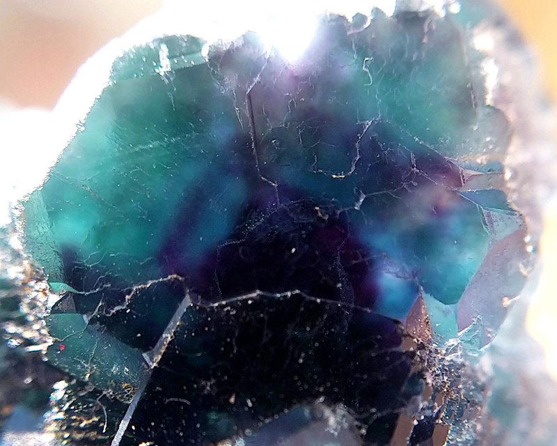 Yahoo!オークション -「原石 フローライト オコルス」の落札相場・落札価格