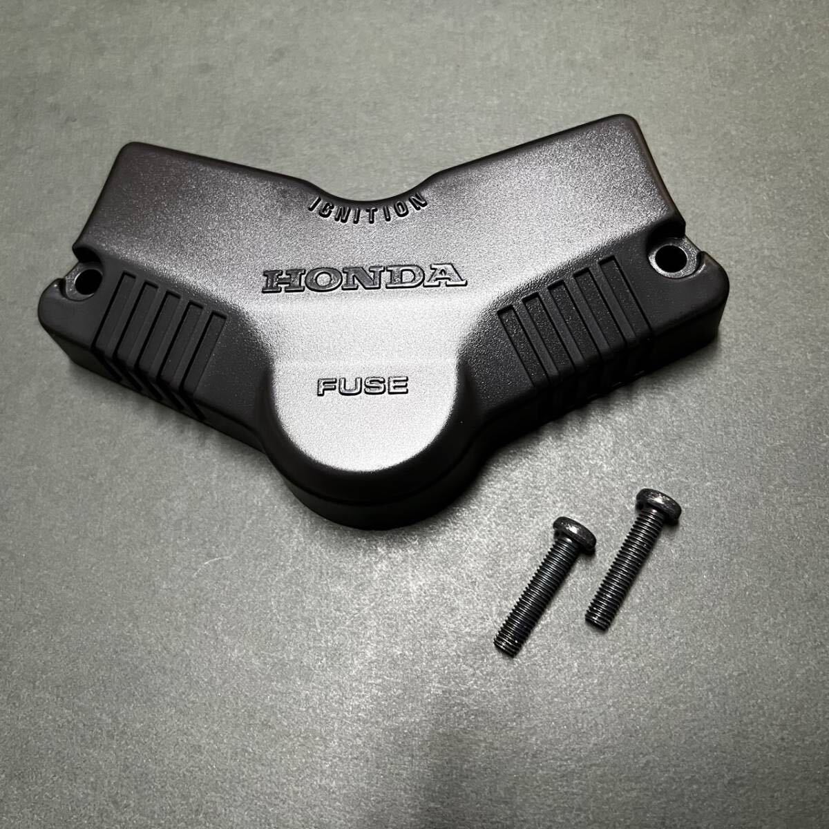 2026年最新】Yahoo!オークション -cbx400f ヒューズボックスカバーの