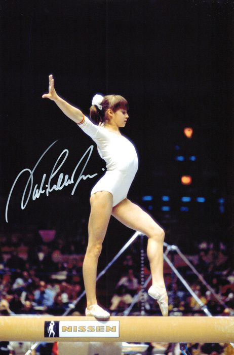 Yahoo!オークション -「ナディアコマネチ」の落札相場・落札価格