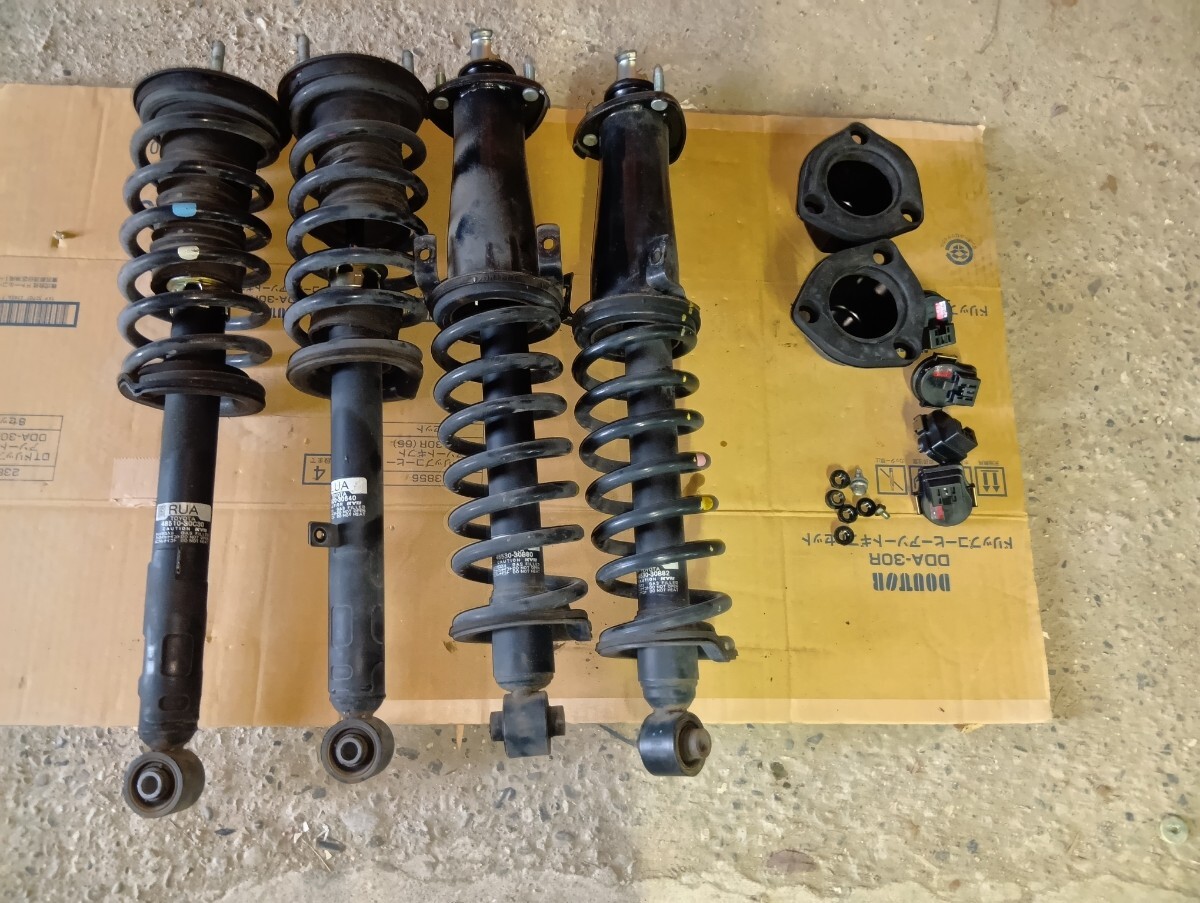 Yahoo!オークション -「クラウン 210 純正 ショック」の落札相場・落札価格