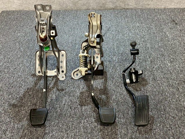 Yahoo!オークション -「ソアラ クラッチペダル」の落札相場・落札価格