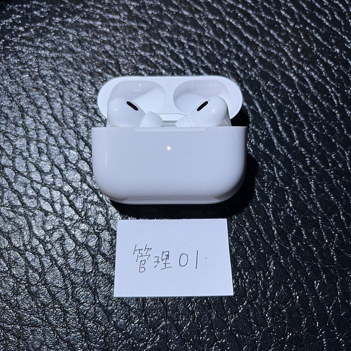 Yahoo!オークション -「apple airpods pro 第二世代」の落札相場・落札価格