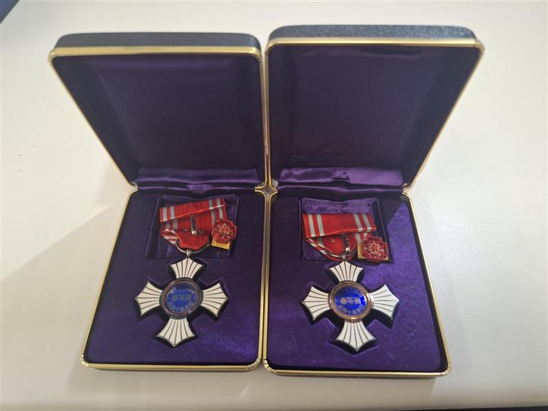 Yahoo!オークション -「金色有功章」の落札相場・落札価格