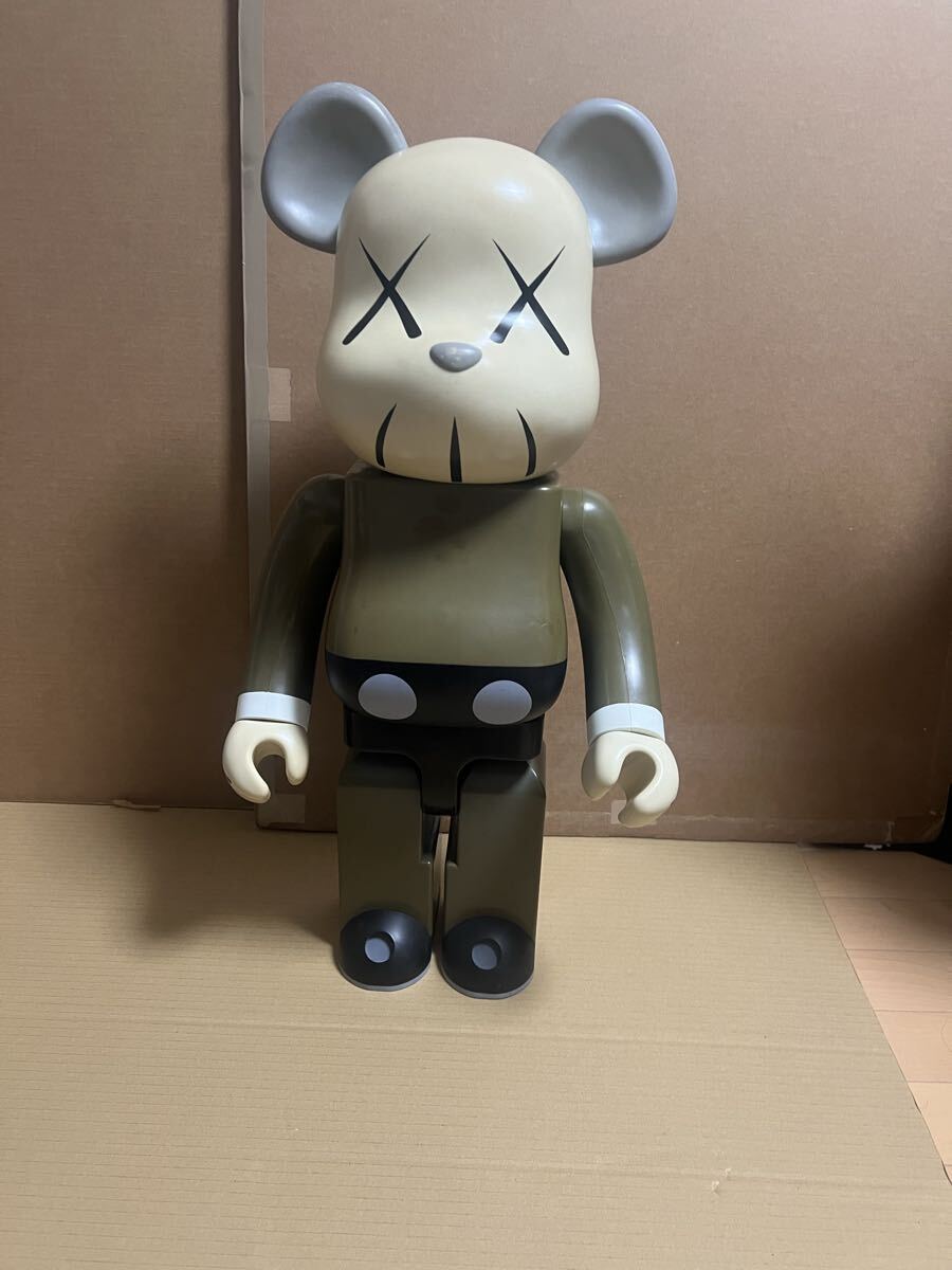 Yahoo!オークション -「kaws be@rbrick 1000」の落札相場・落札価格