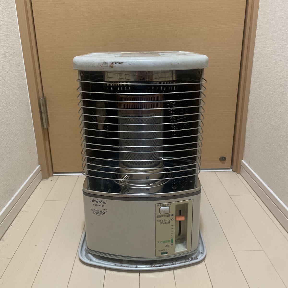 Yahoo!オークション -「石油ストーブ トヨトミ rs-h29」の落札相場