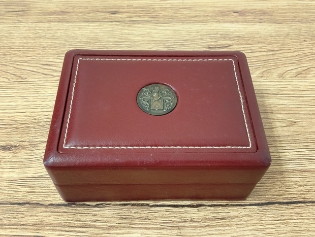 Yahoo!オークション -「空箱」(ピアジェ) (は行)の落札相場・落札価格