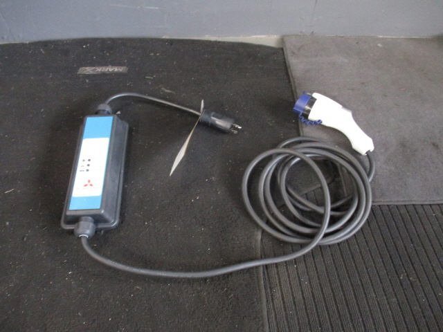 Yahoo!オークション -「i-miev 充電ケーブル」(自動車、オートバイ) の