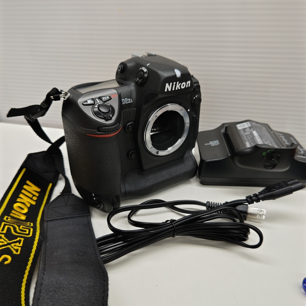 Yahoo!オークション -「nikon d2xs」の落札相場・落札価格