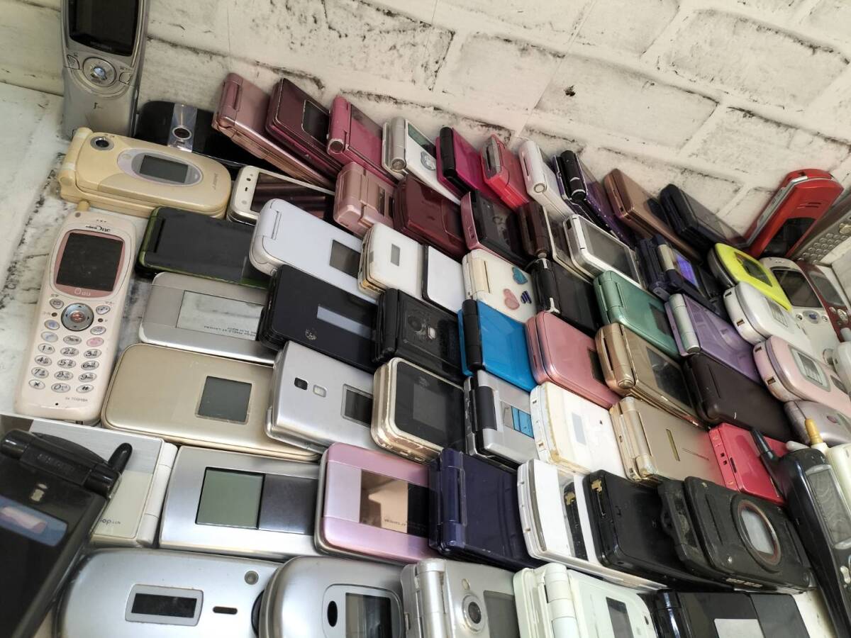 Yahoo!オークション -「ガラケー 大量」(その他) (携帯電話