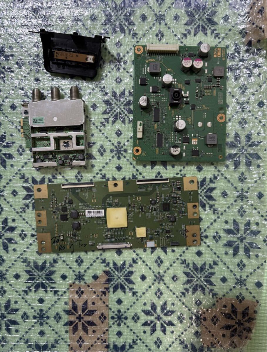 SONY BRAVIA KJ-43X8000E (B) [43インチ ブラック] オークション比較