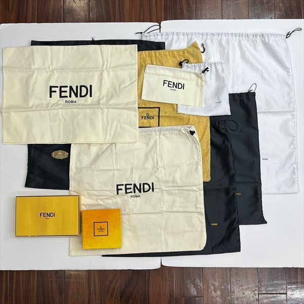 Yahoo!オークション -「巾着袋」(フェンディ) (ふ)の落札相場・落札価格