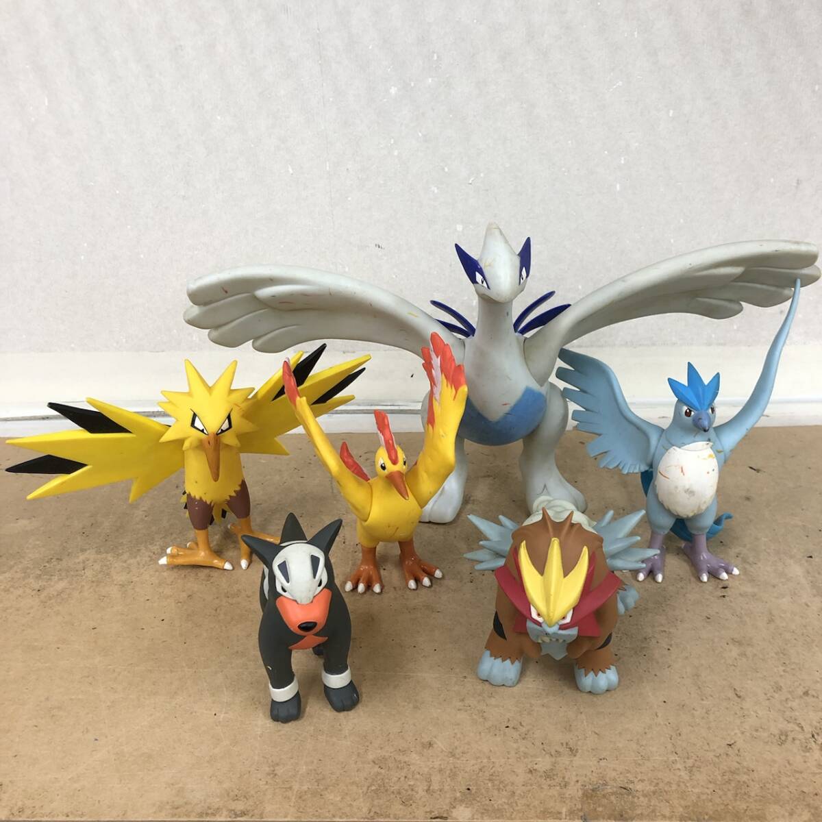 Yahoo!オークション -「デルビル」(ポケットモンスター) (キャラクター