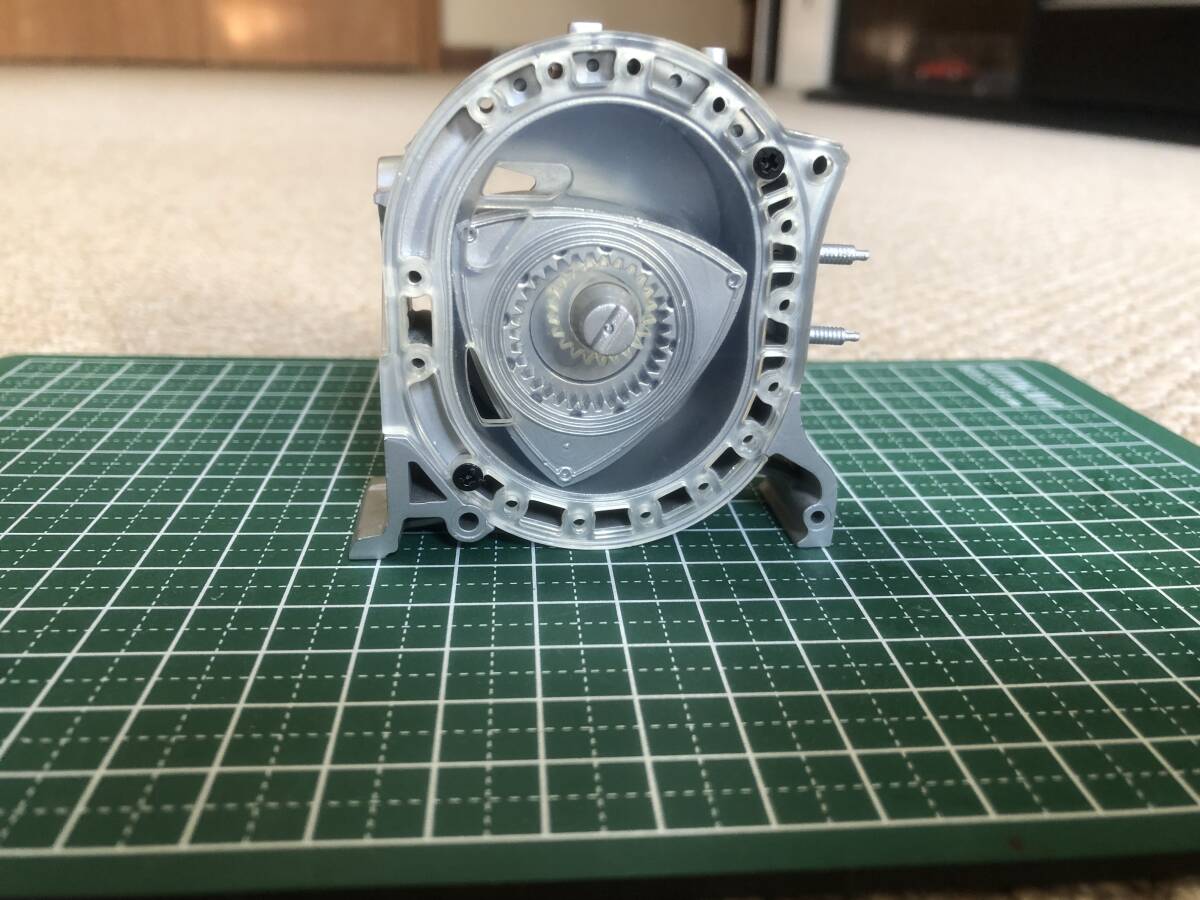 Yahoo!オークション -「ロータリーエンジン 模型」の落札相場・落札価格