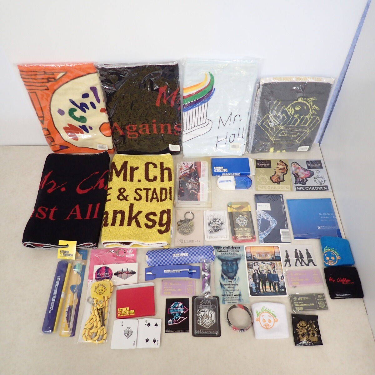 Yahoo!オークション -「ミスチル mr.children タオル」の落札相場