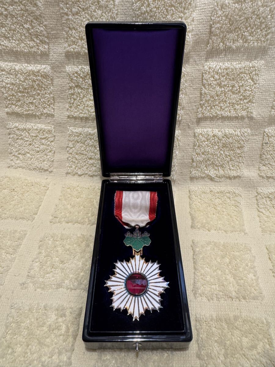 Yahoo!オークション -「勲五等双光旭日章」(ミリタリー) の落札相場