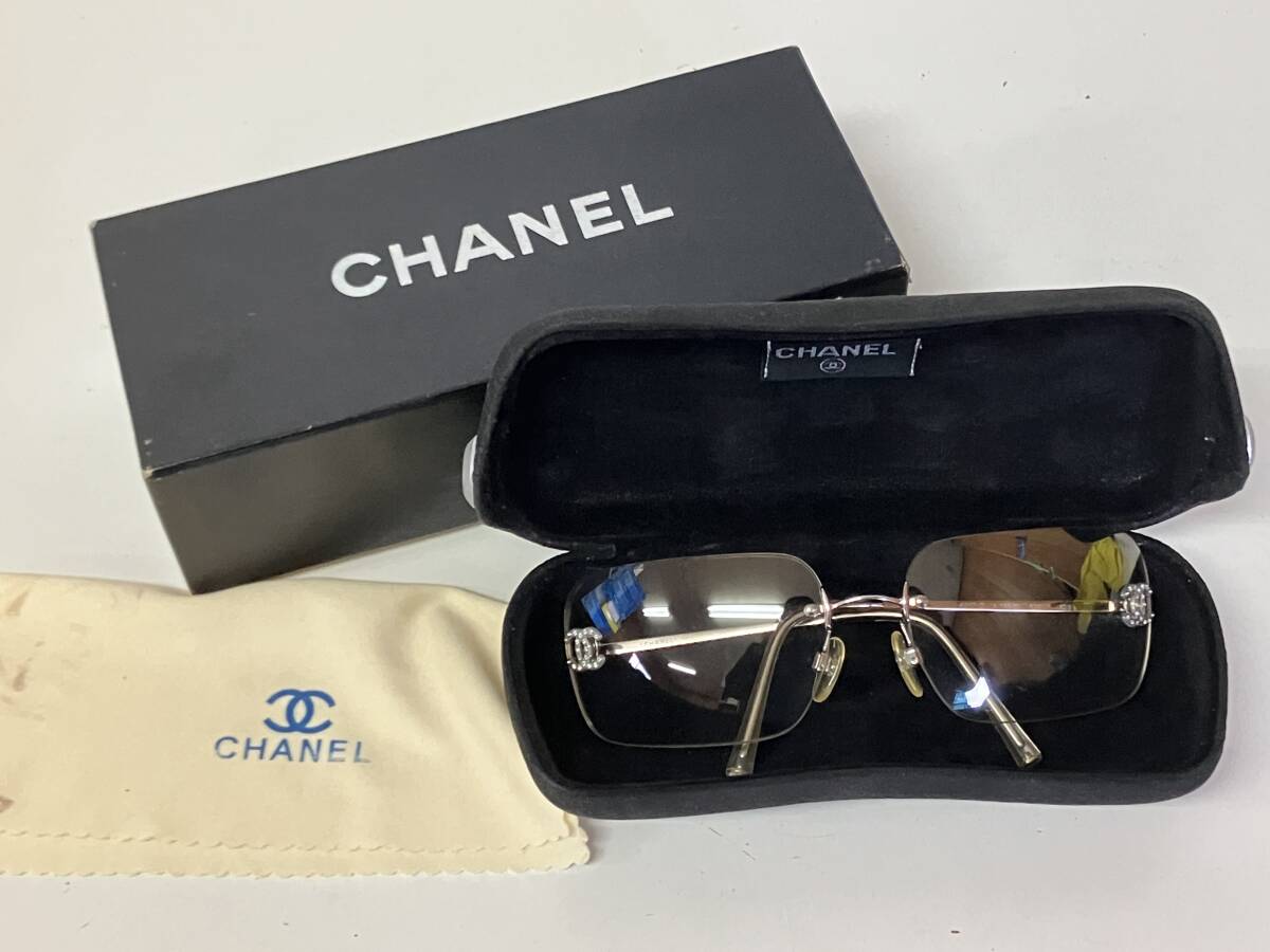 Yahoo!オークション -「シャネルサングラス4017d」の落札相場・落札価格