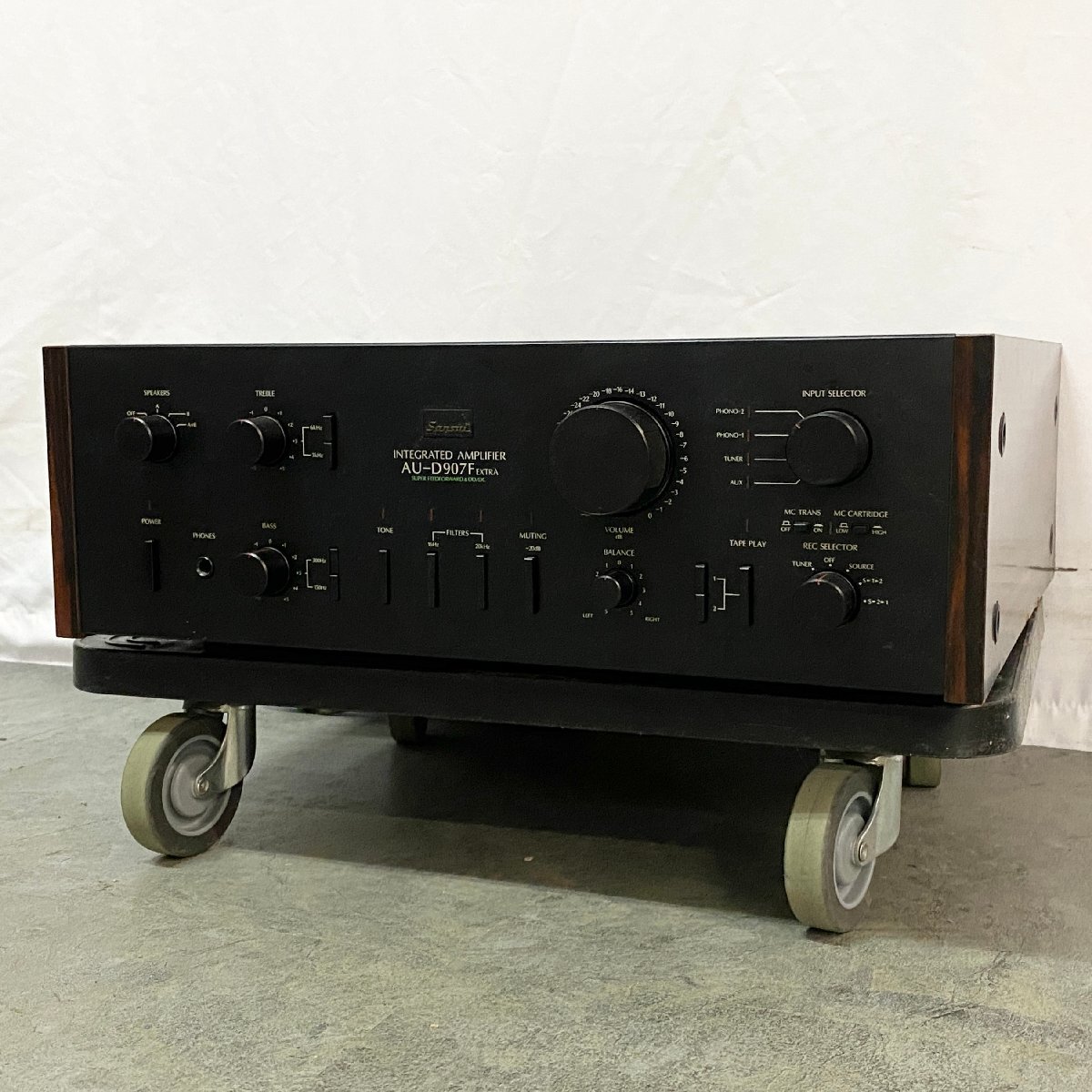 Yahoo!オークション -「sansui au-d907f extra」の落札相場・落札価格