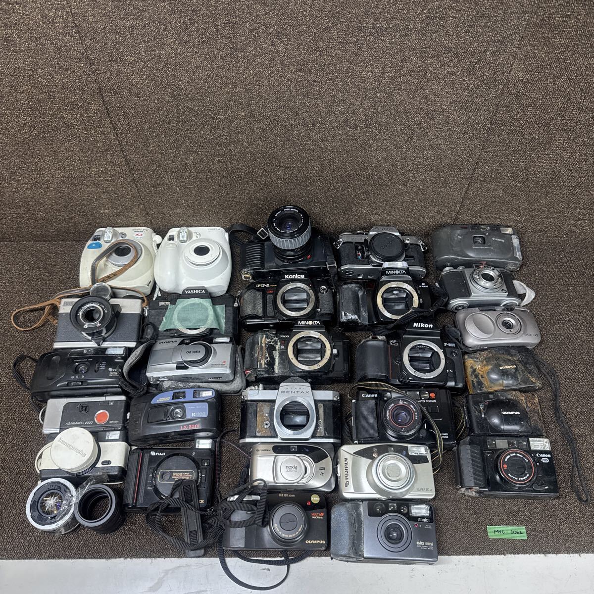 Yahoo!オークション -「ビデオカメラ まとめ」(家電、AV、カメラ) の