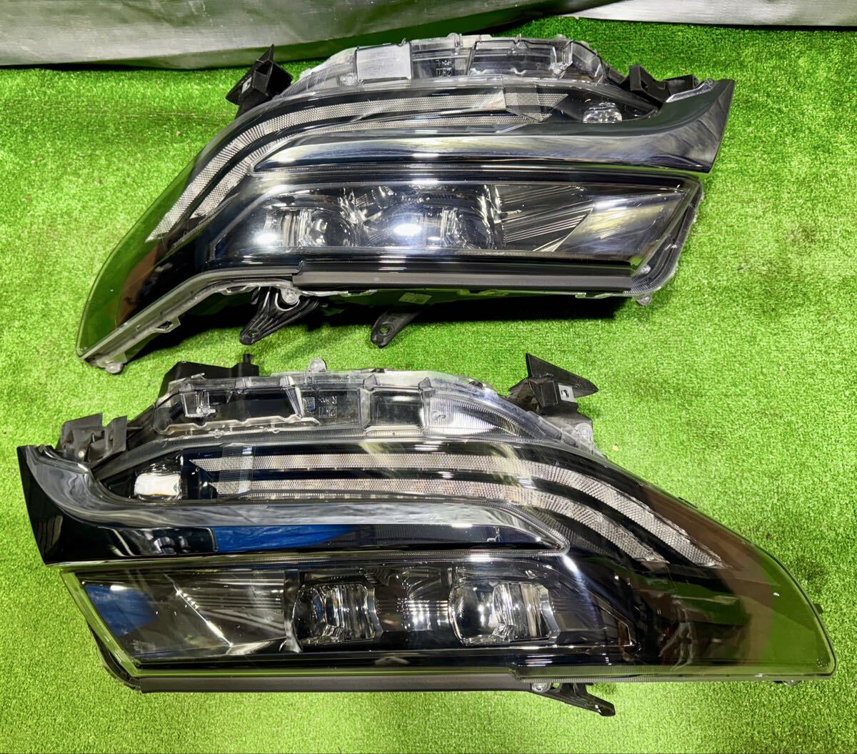 Yahoo!オークション -「アルファード 30 ヘッドライト コンピュータ