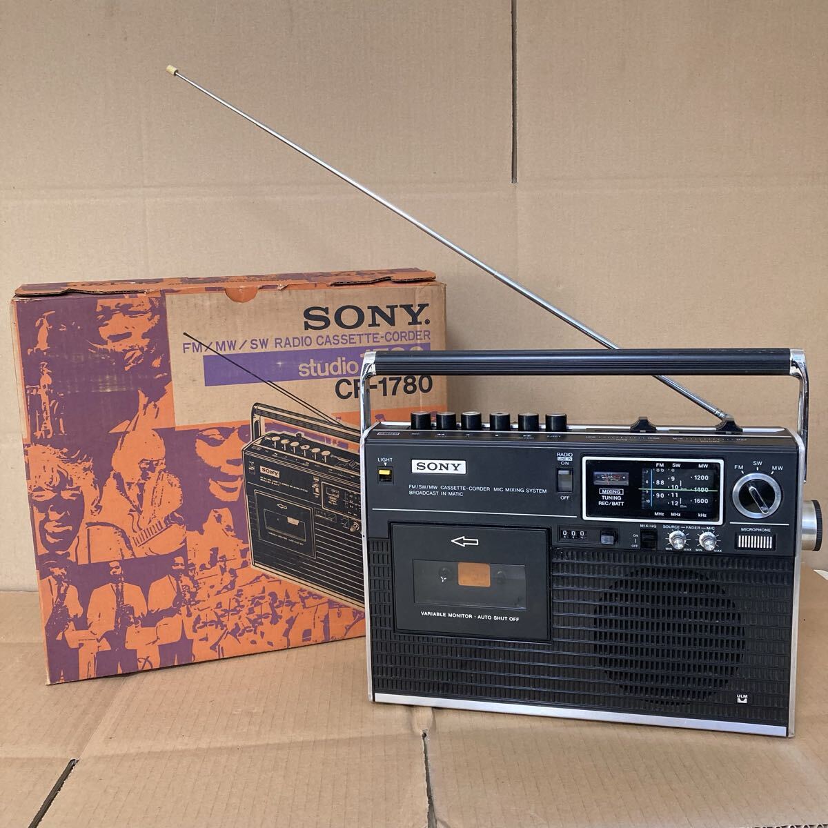 Yahoo!オークション -「sony cf-1780」の落札相場・落札価格