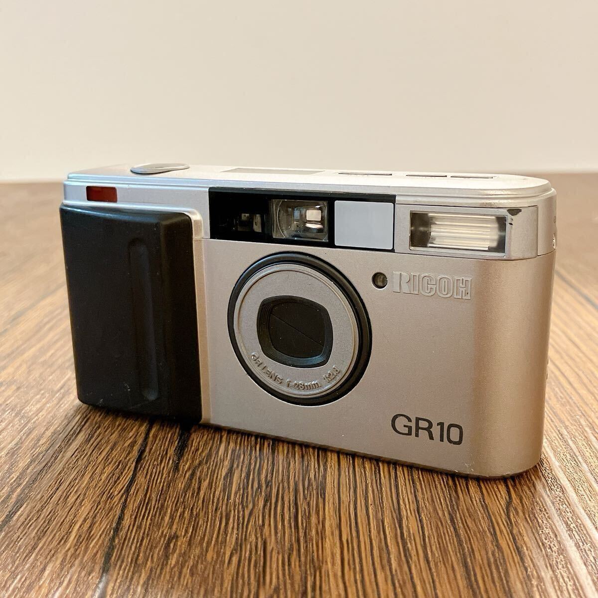 Yahoo!オークション -「ricoh gr10」の落札相場・落札価格