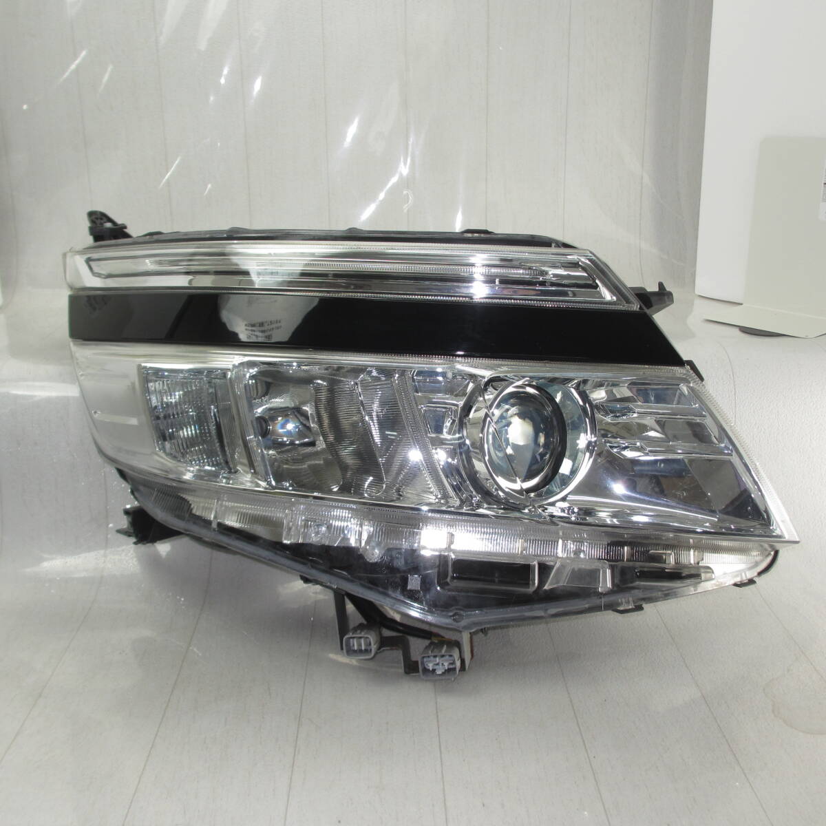 2026年最新】Yahoo!オークション -ヴォクシー 80 ヘッドライト 右の