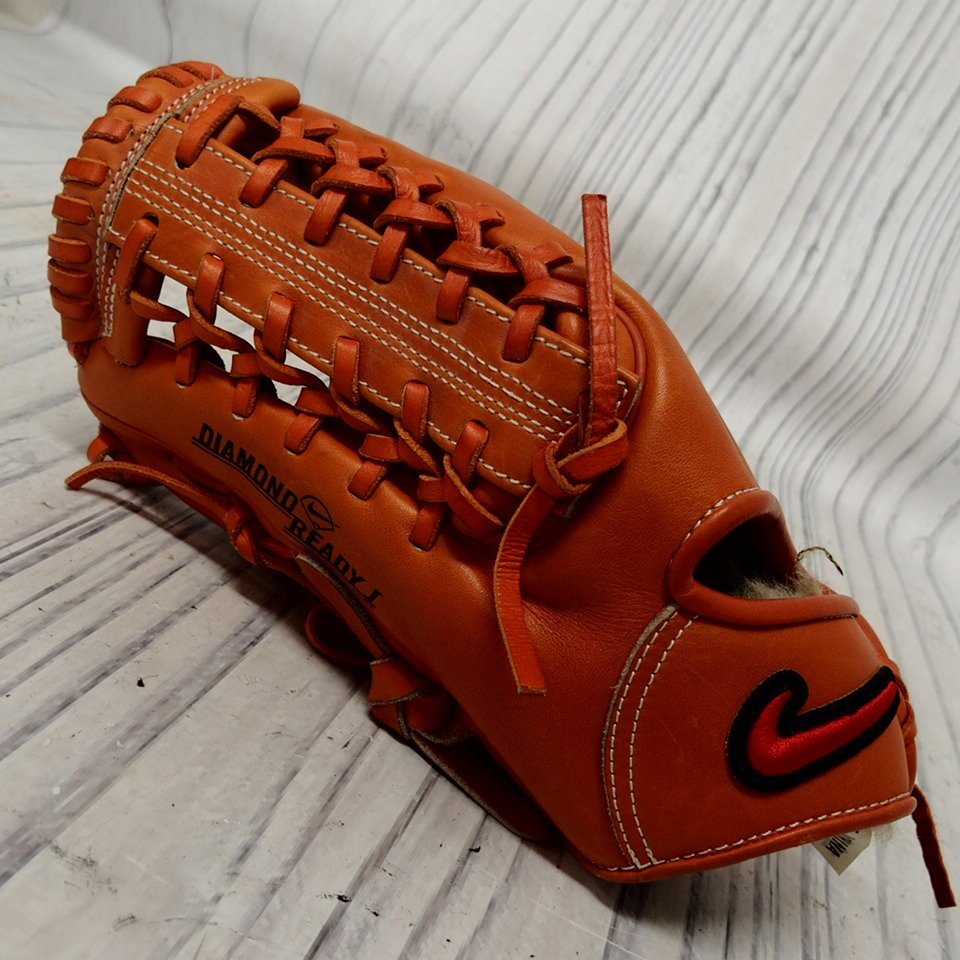 NIKE READY MVPモデル 軟式用グローブ AMO12 左用 NIKE READY MVP