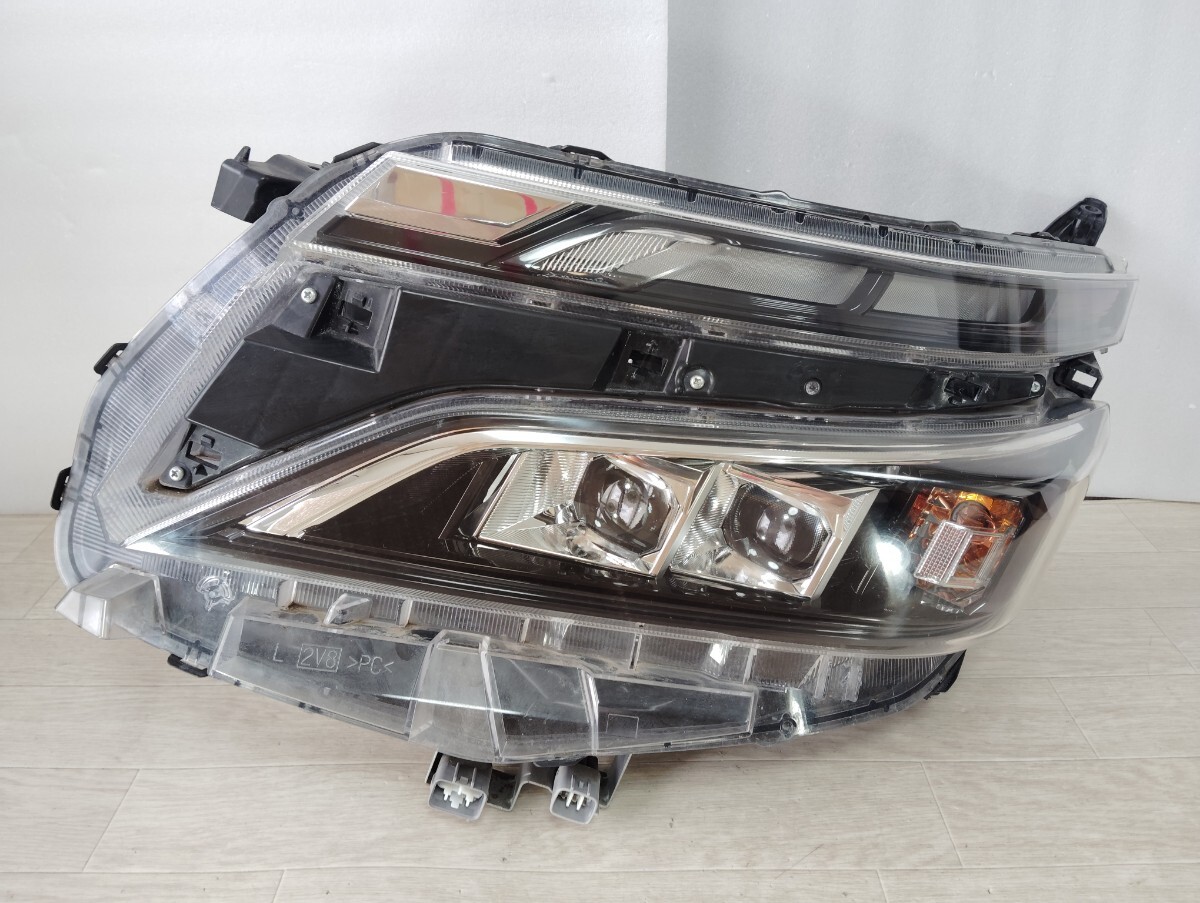 2026年最新】Yahoo!オークション -voxy 80 後期 ヘッドライト(パーツ