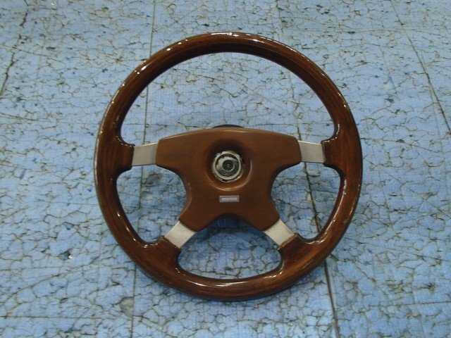 Yahoo!オークション -「momo 4本スポーク」の落札相場・落札価格