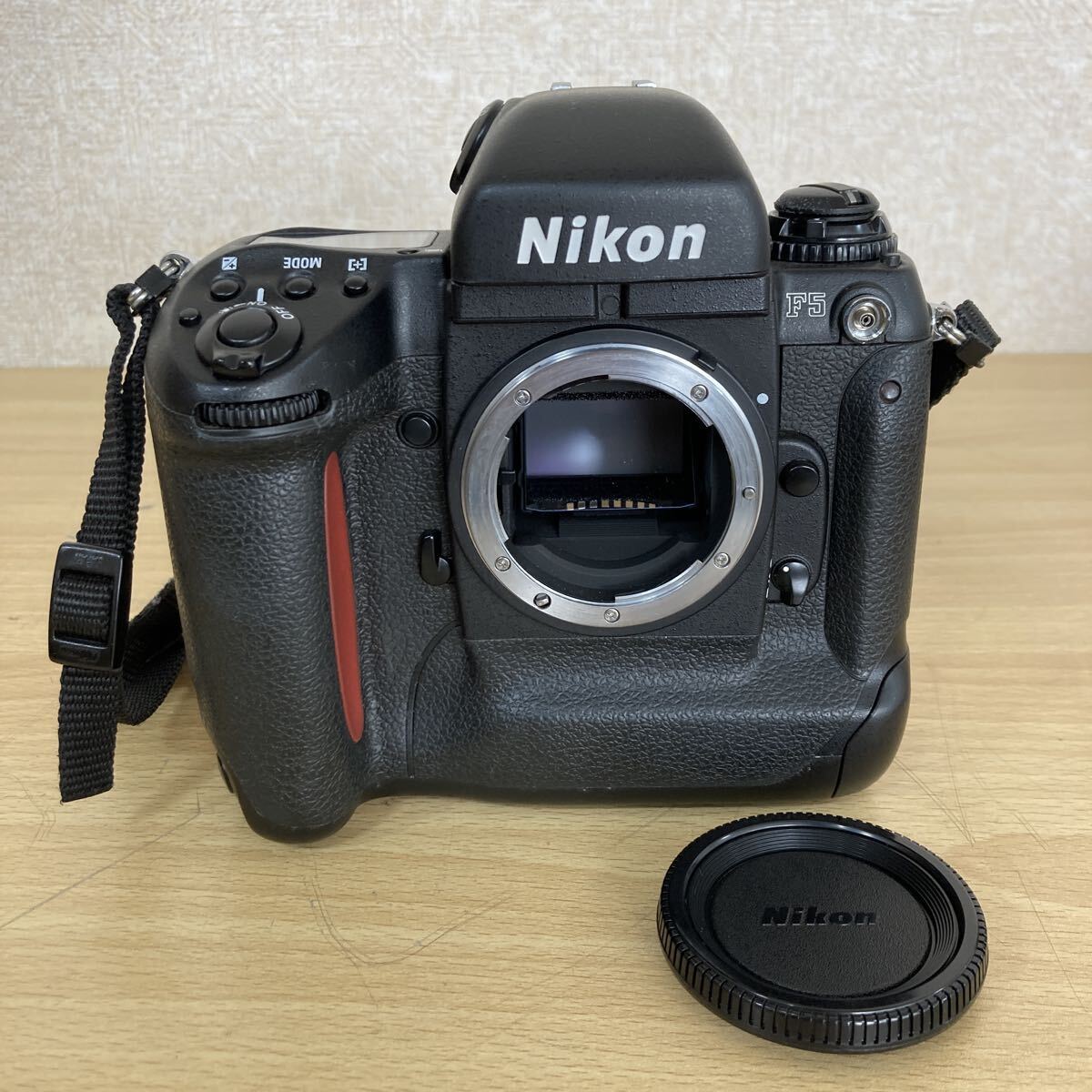 Yahoo!オークション -「nikon f5 ボディ」(フィルムカメラ) (カメラ