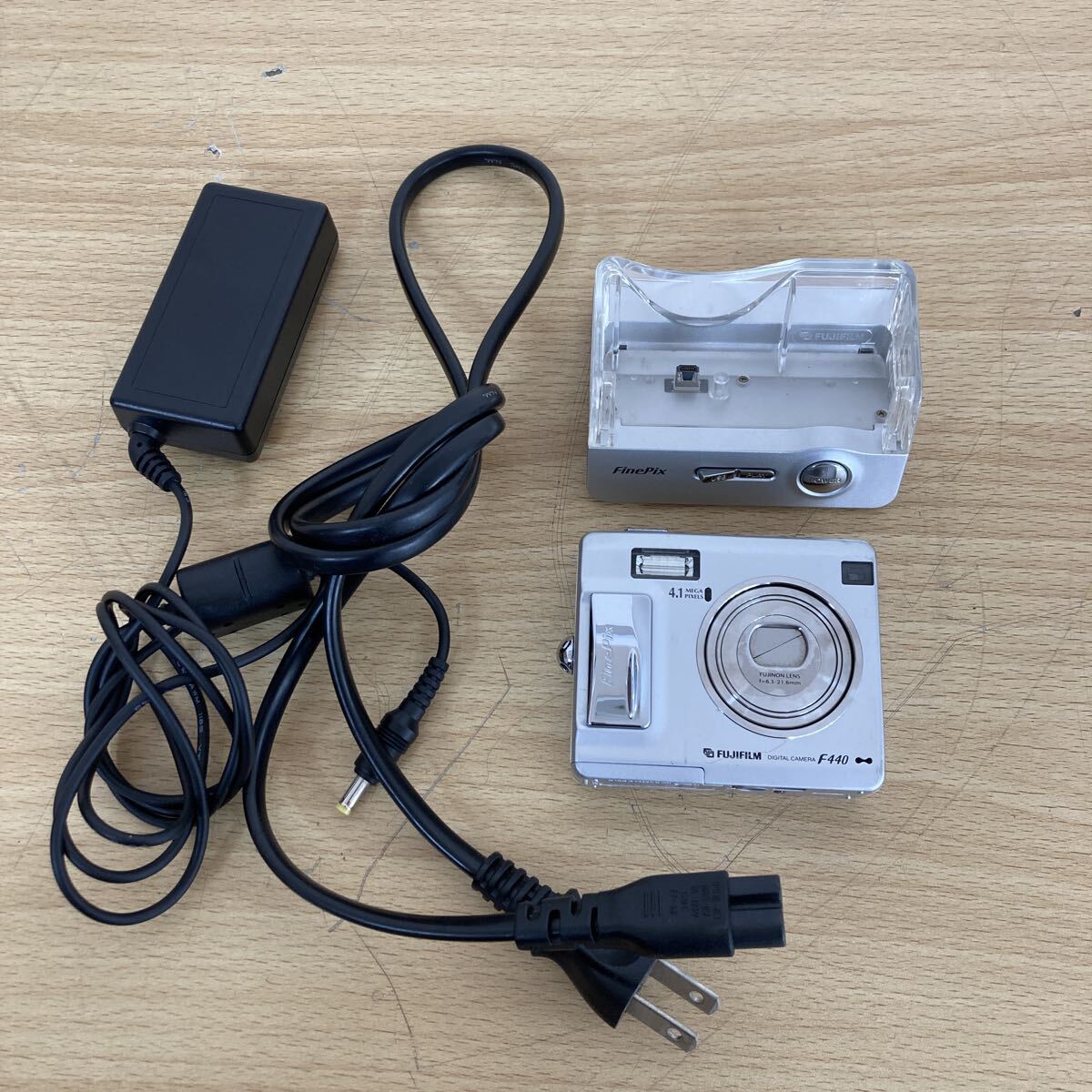 Yahoo!オークション -「finepix f440」の落札相場・落札価格