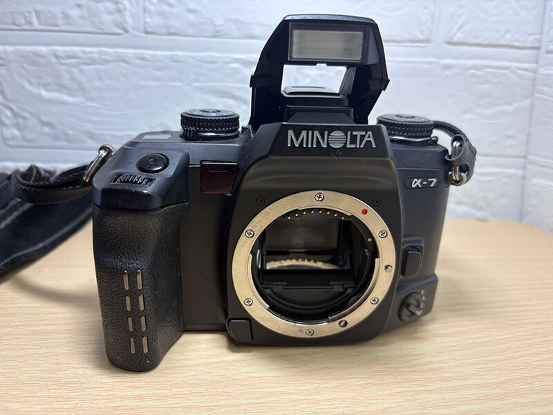Yahoo!オークション -「ミノルタα-7」の落札相場・落札価格