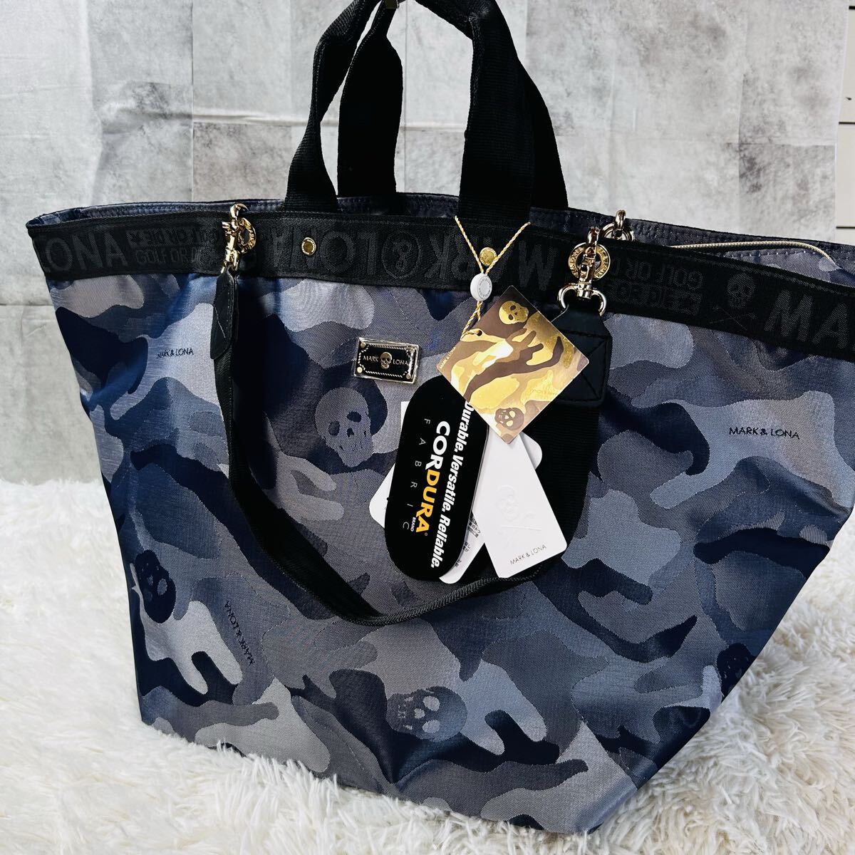MARK&LONA マークアンドロナ ラウンドバッグ カートバッグ 迷彩