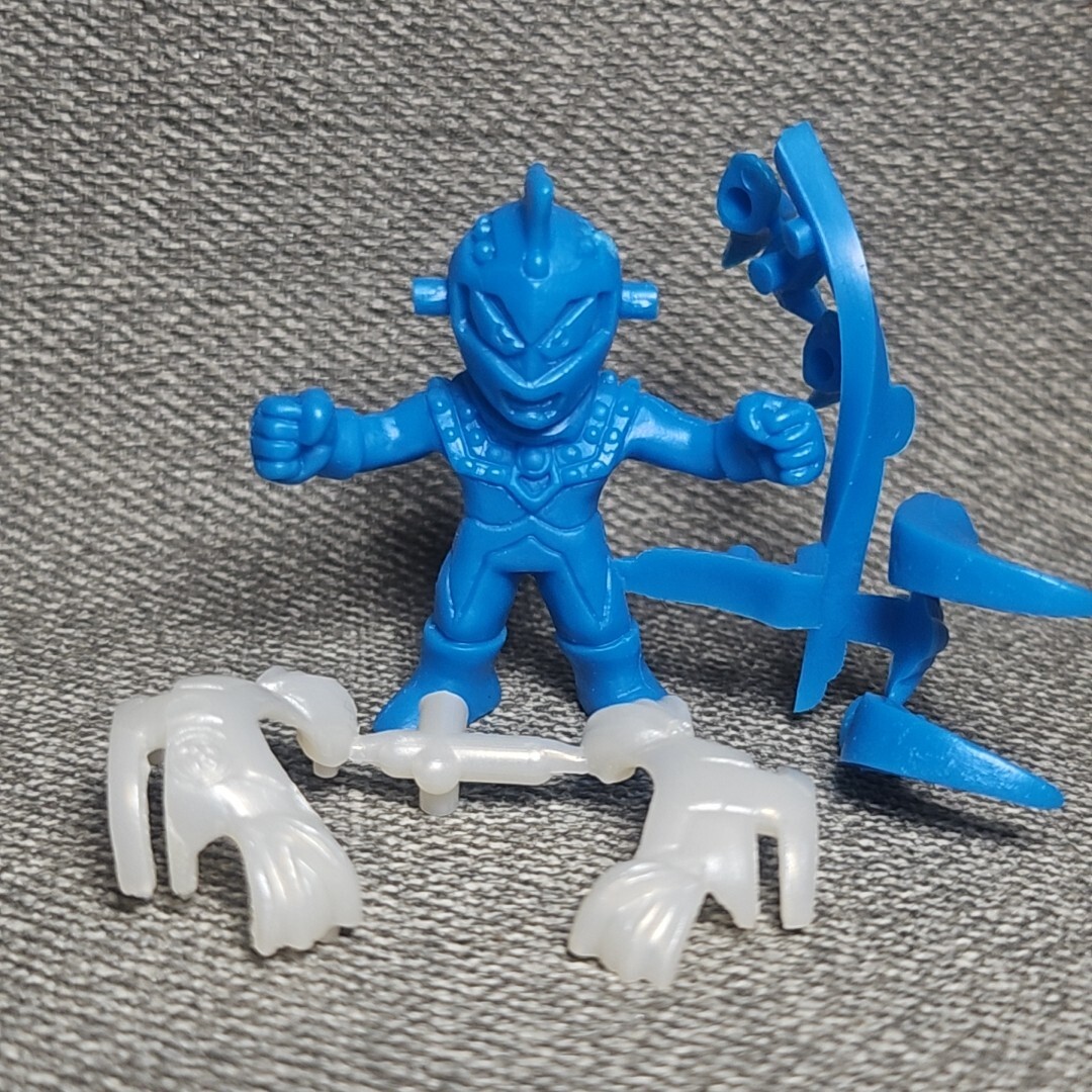 Yahoo!オークション -「ウルトラマン超闘士消しゴム」の落札相場・落札価格