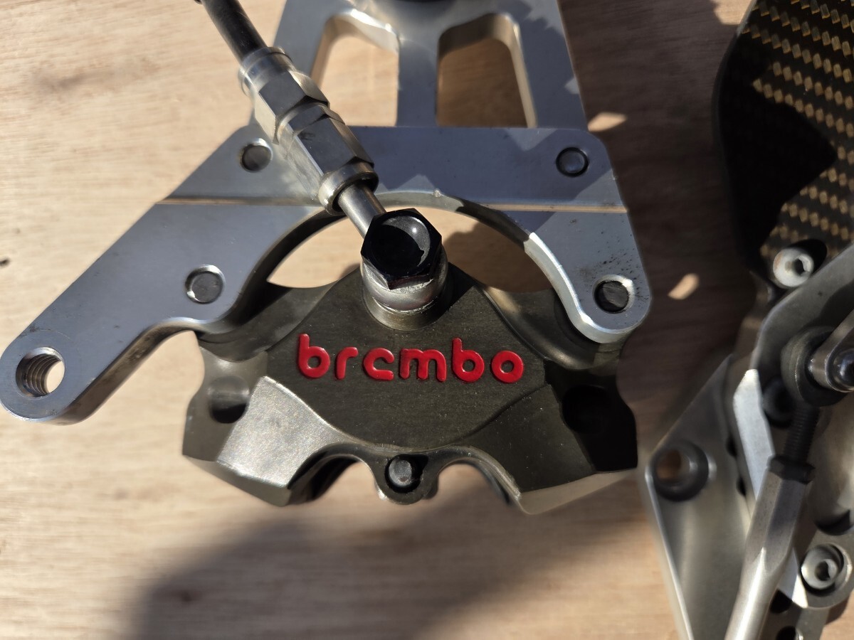 ☆フ545 ☆即決あり☆ アルミ削り出し バックステップ ZZR1100 ZXT10D