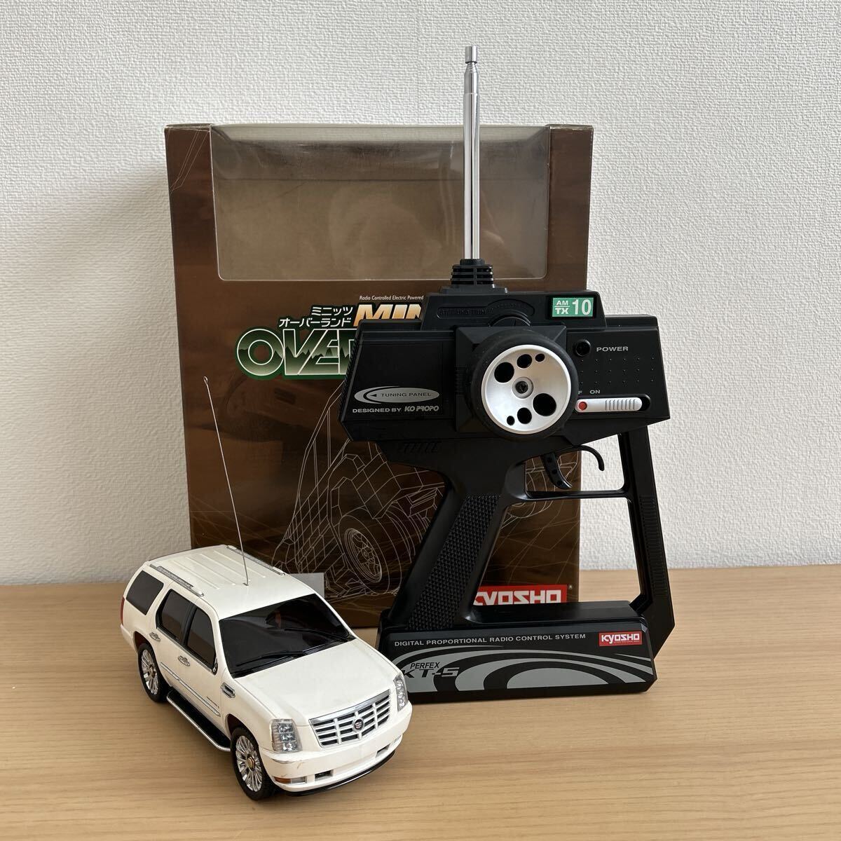 Yahoo!オークション -「キャデラックエスカレード」(ホビーラジコン