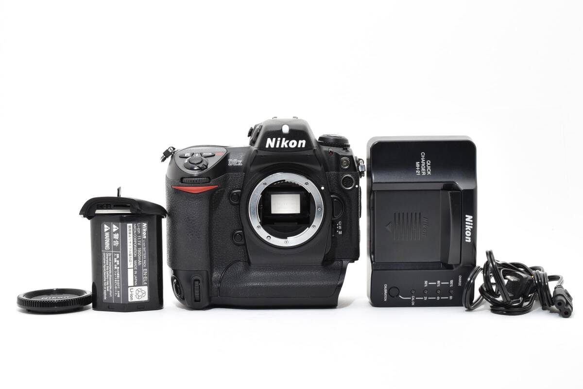 ☆ショット数: 57152回・良品☆ ニコン NIKON D2X ボディ#922