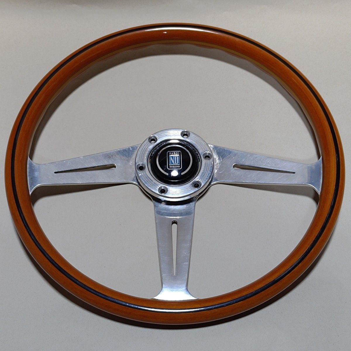 NARDI ステアリング クラシック ウッド&ブラックスポーク15インチ 社外