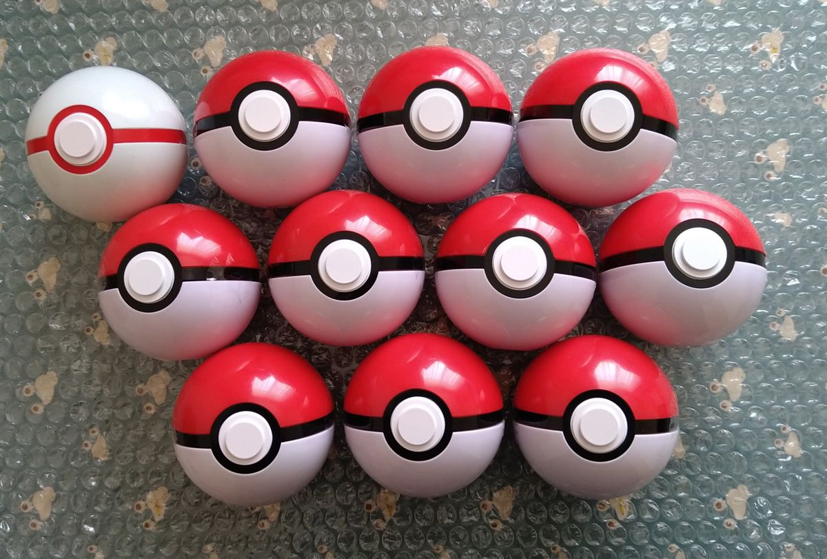 ポケパークカントー限定】ピンバッジ10点セット＋プレミアボール