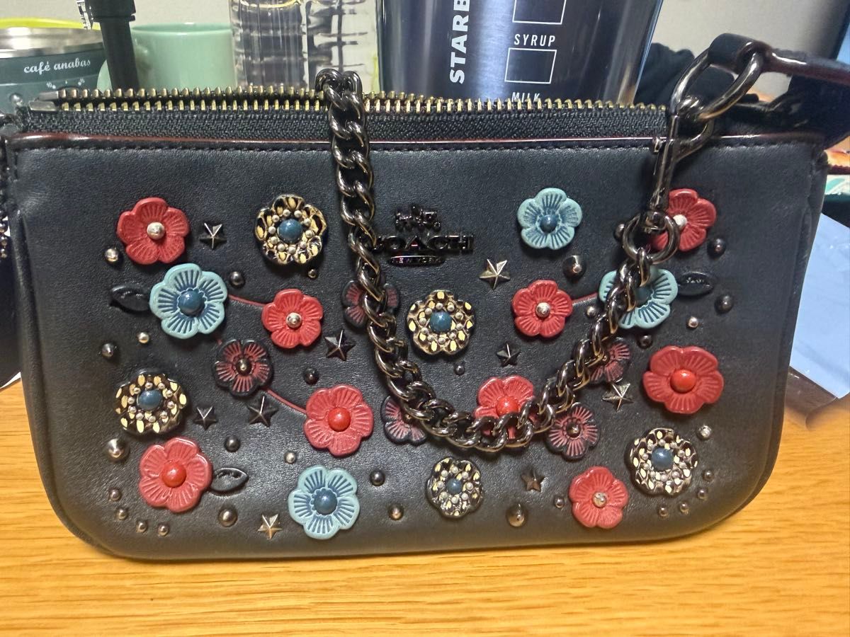 COACHコーチ ティーローズチェーンショルダーバッグ フラワーモチーフ