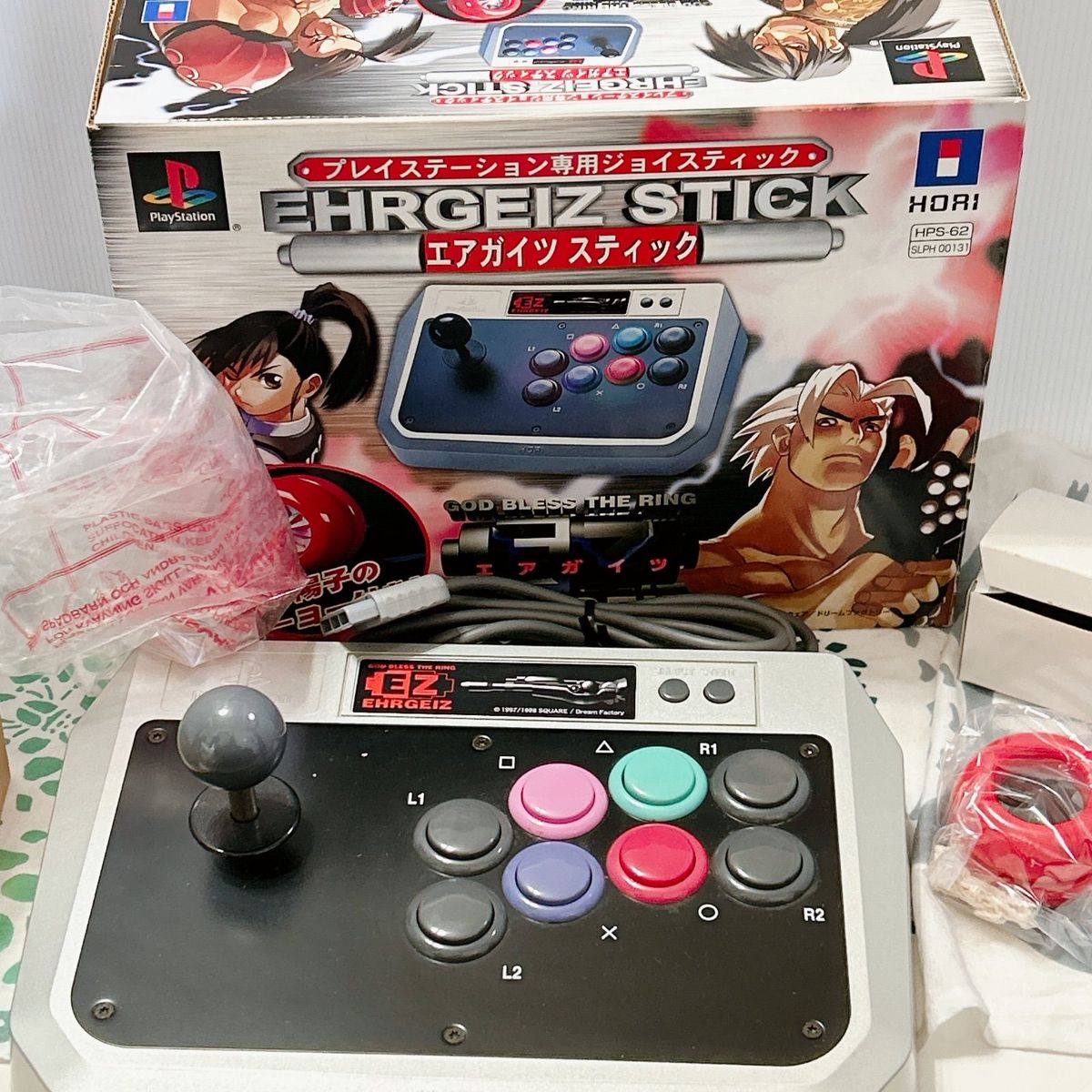 HORI ファミコン 4人同時プレイアダプター レッド レトロゲーム マルチ