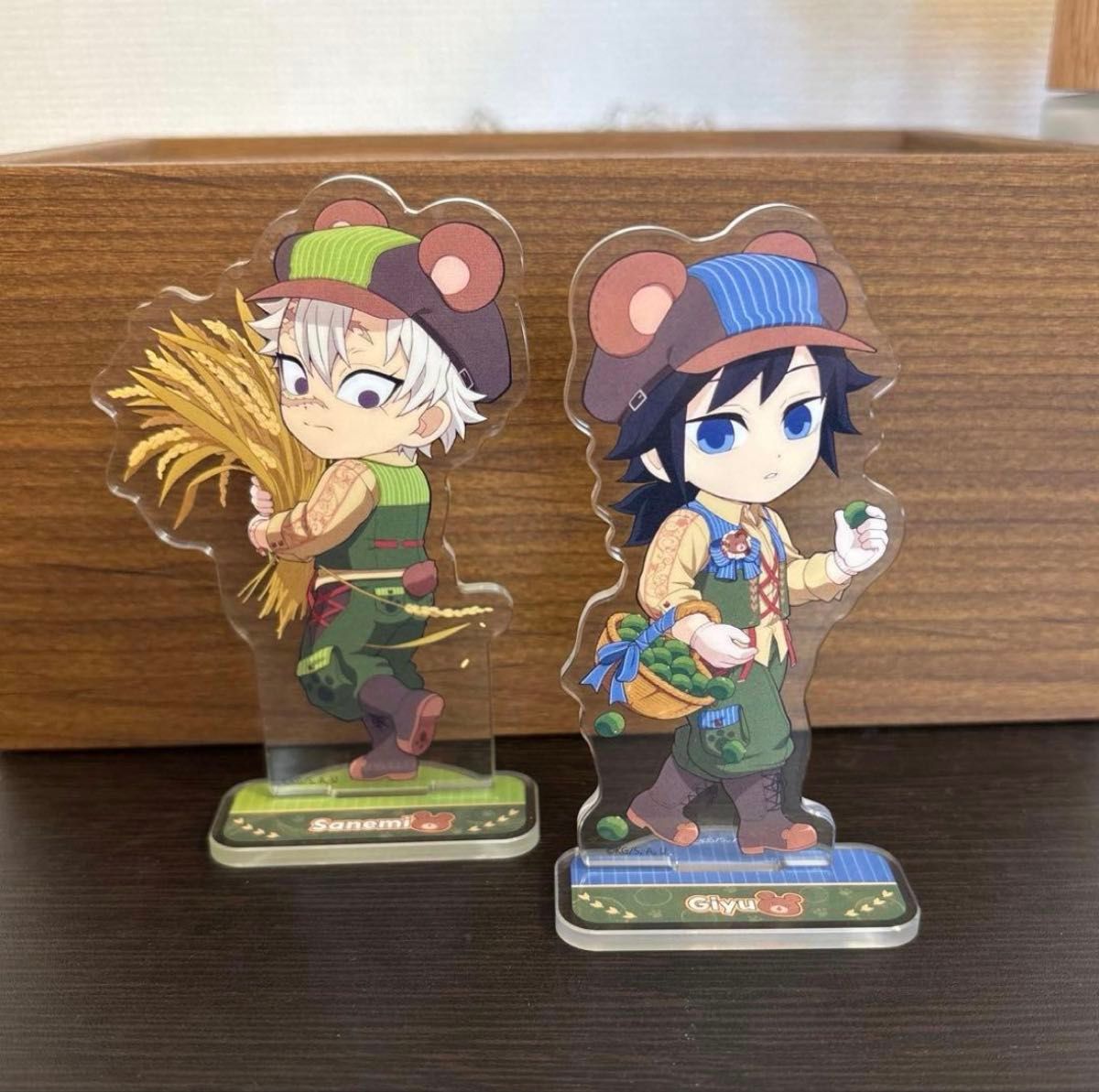 冨岡 義勇 不死川 実弥 柱稽古編 実弥におはぎを渡す義勇 アクリル