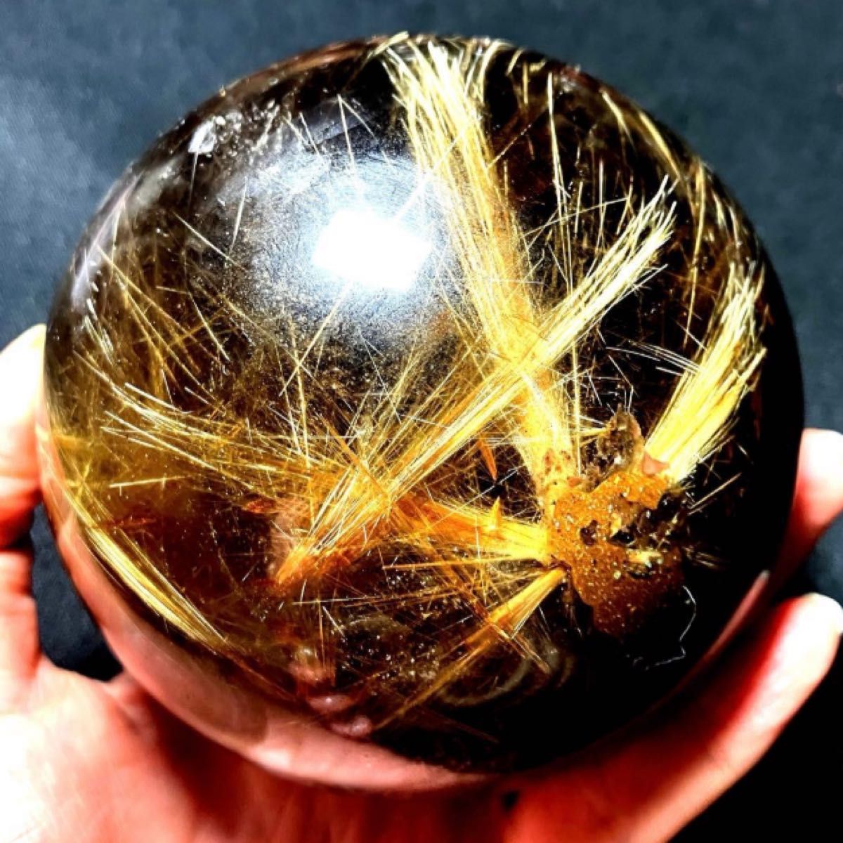 52mm ゴールドルチルクォーツ 丸玉 スフィア 金針水晶｜Yahoo!フリマ