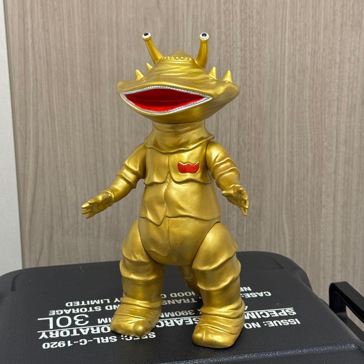 大ブルマァク展 5種類 ブルマァク ちびカネゴン 蓄光 ピンク ブルー