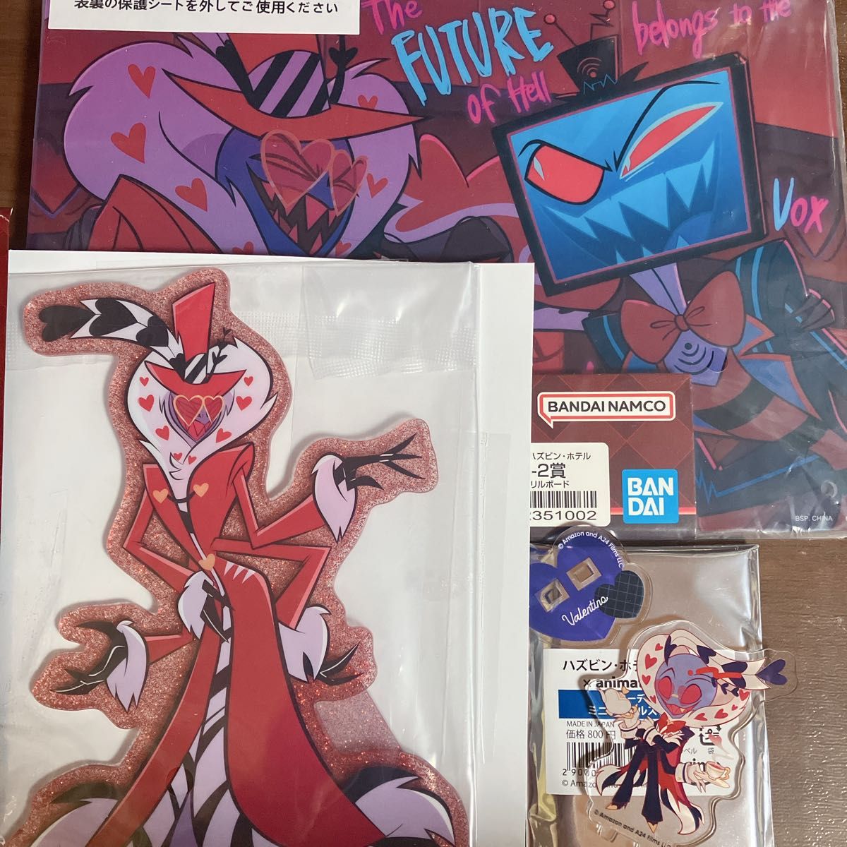 アニメイトカフェ ハズビンホテル スクエア缶ケース チームV