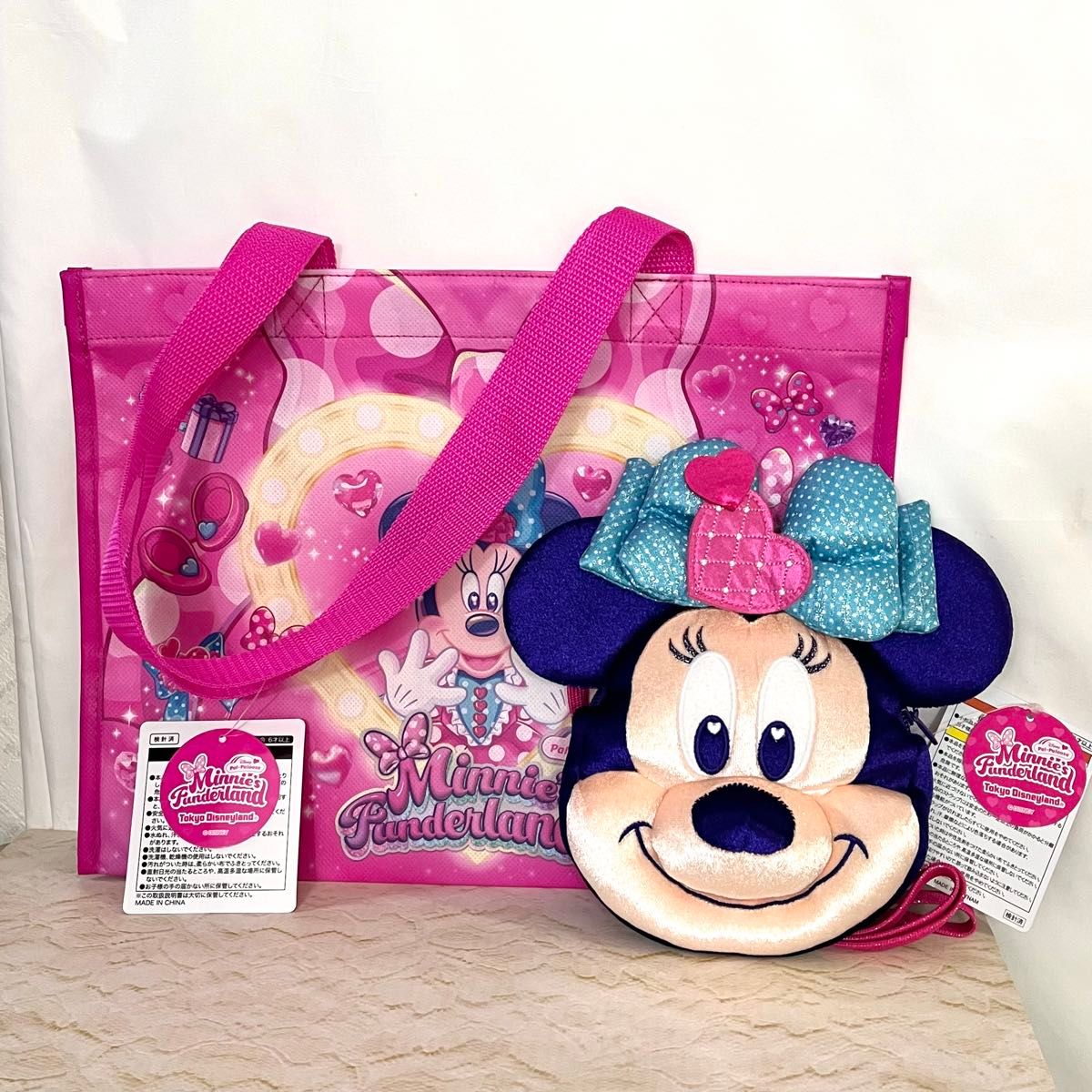 新発売 ディズニー限定 リボン ショルダーバッグ スパンコール ミニー