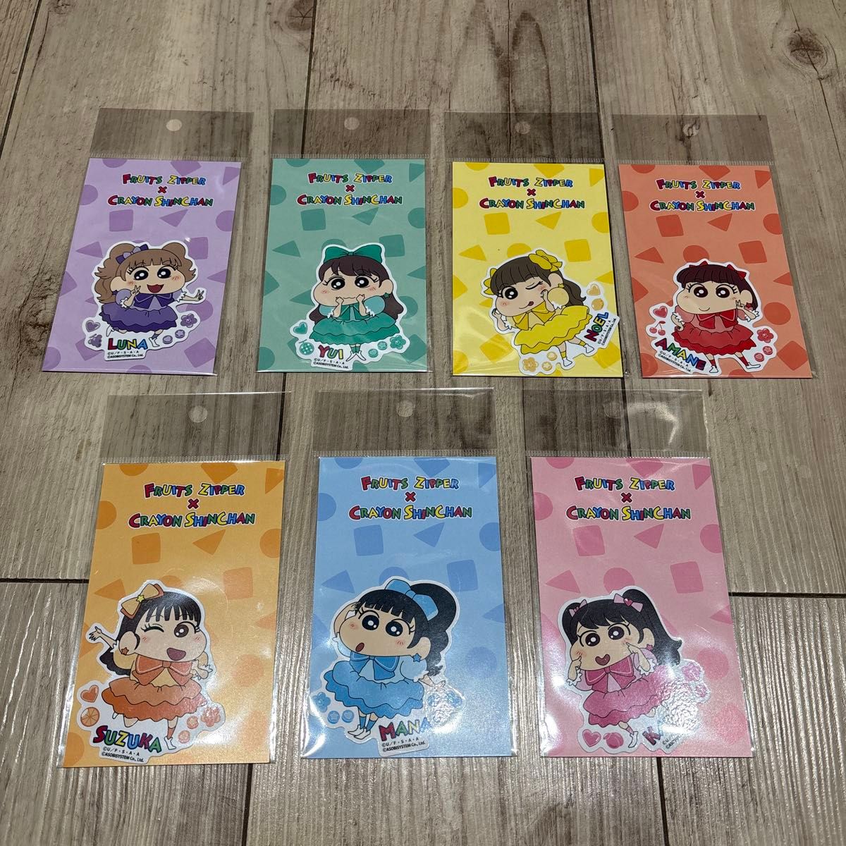 FRUITS ZIPPER ×クレヨンしんちゃん アクリルスタンド 7点セット