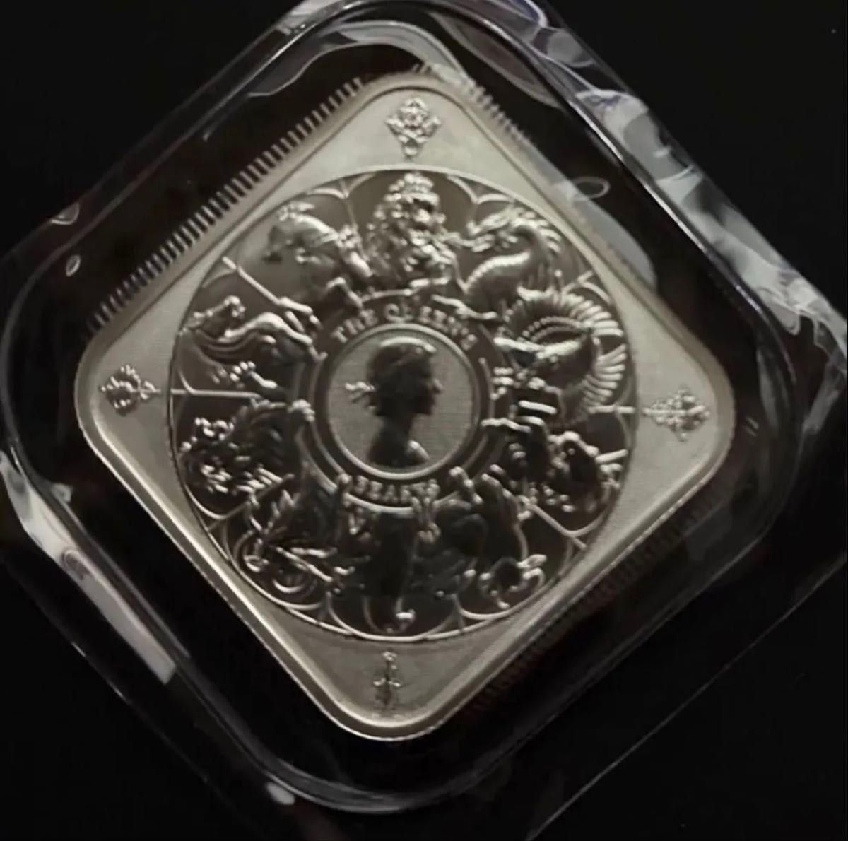 銀貨 英国 ロイヤルミント クイーンズビーストコンプリーター 純銀