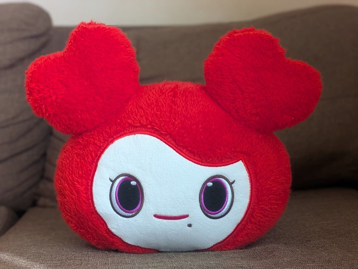 ミナ】 TWICE LOVELYS サンリオ GiGO限定 BIGポケットぬいぐるみ